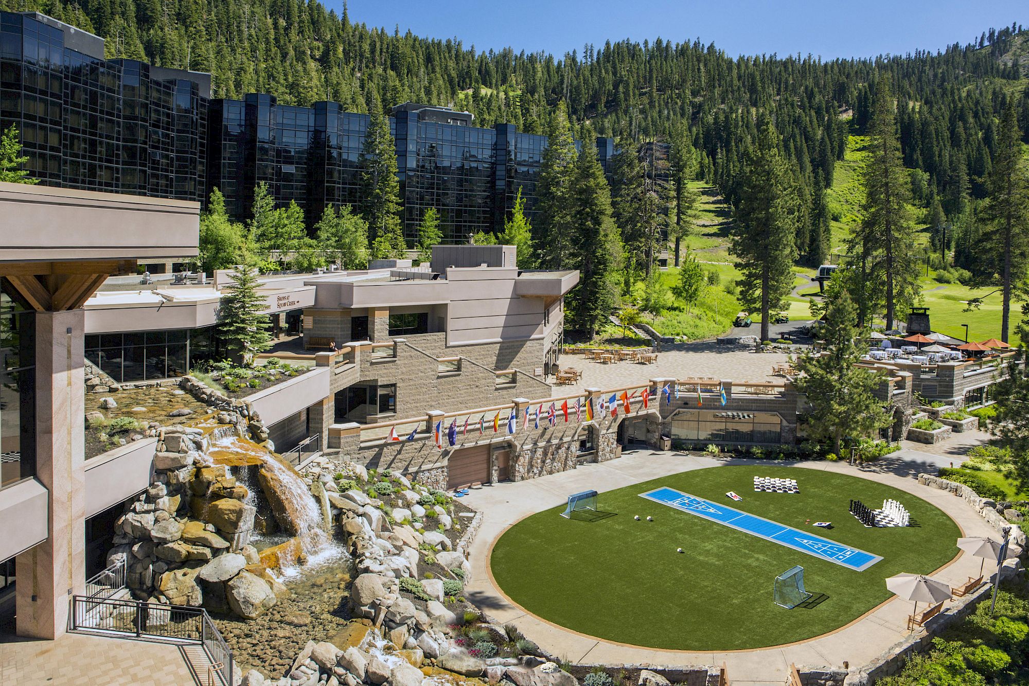 Everline Midrise tower and resort plaza in Olympic Valley